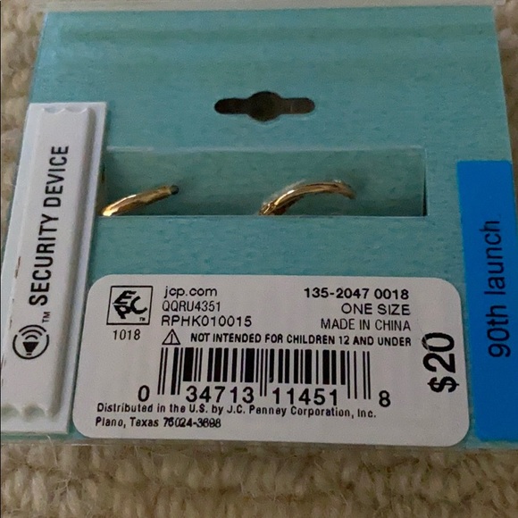 Monet Vintage Collection Faux Pearl Earrings - Picture 4 of 4